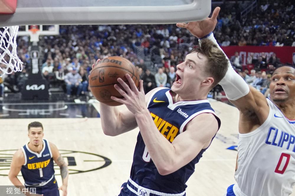 在合同与球 在合同与球