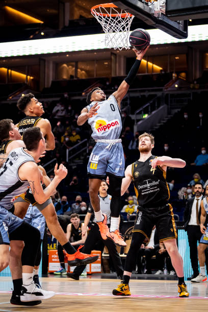 了广泛的社 了广泛的社