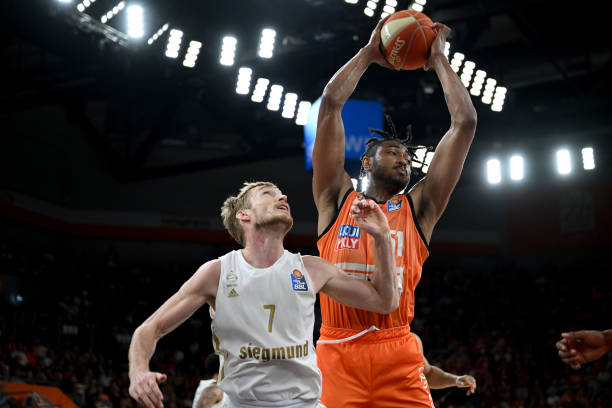 美因茨对战 美因茨对战