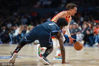 转会市场持 转会市场持